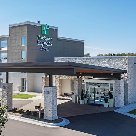 Holiday Inn Express & Suites Ludington By Ihg Eksteriør billede