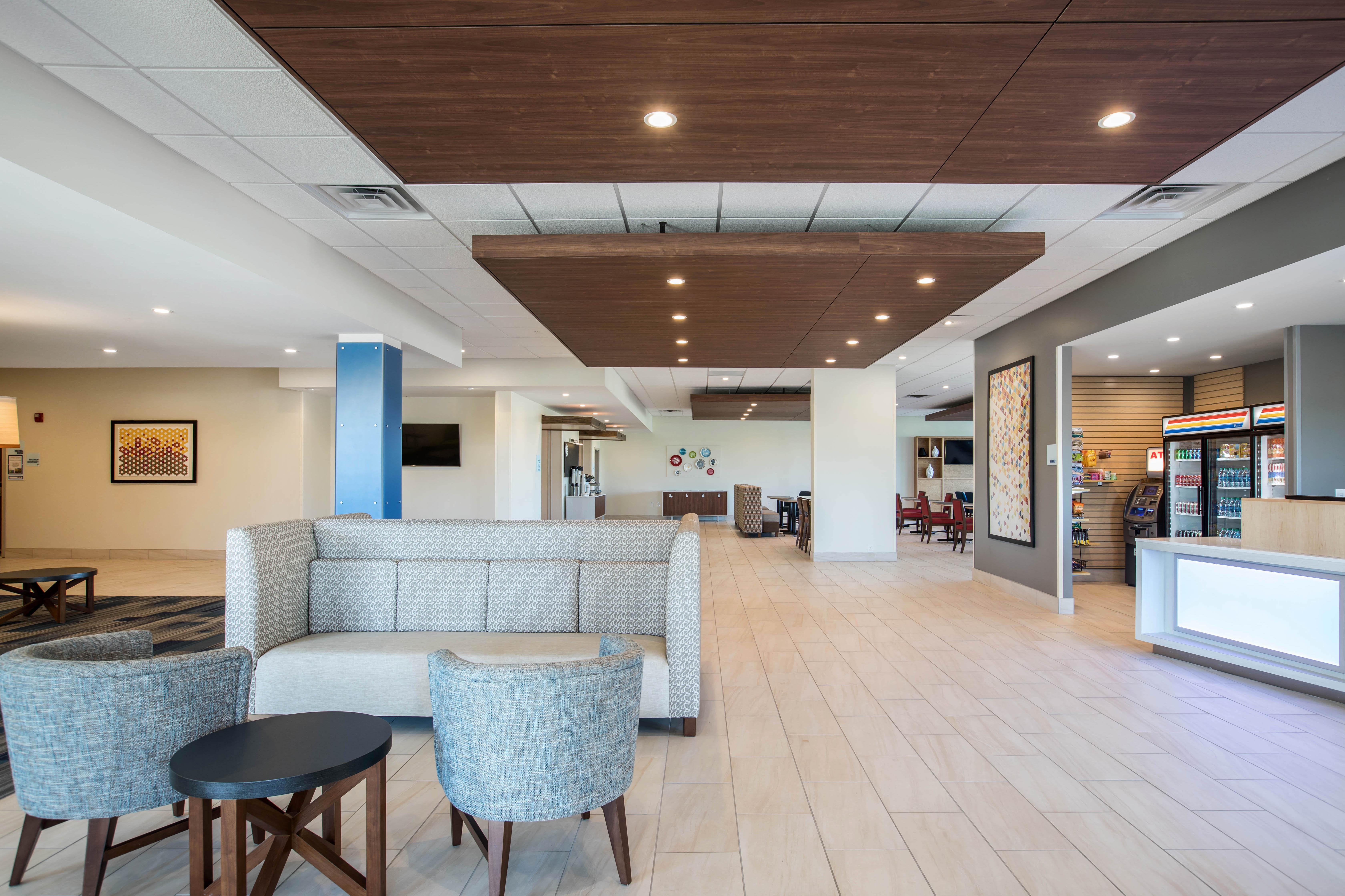 Holiday Inn Express & Suites Ludington By Ihg Eksteriør billede
