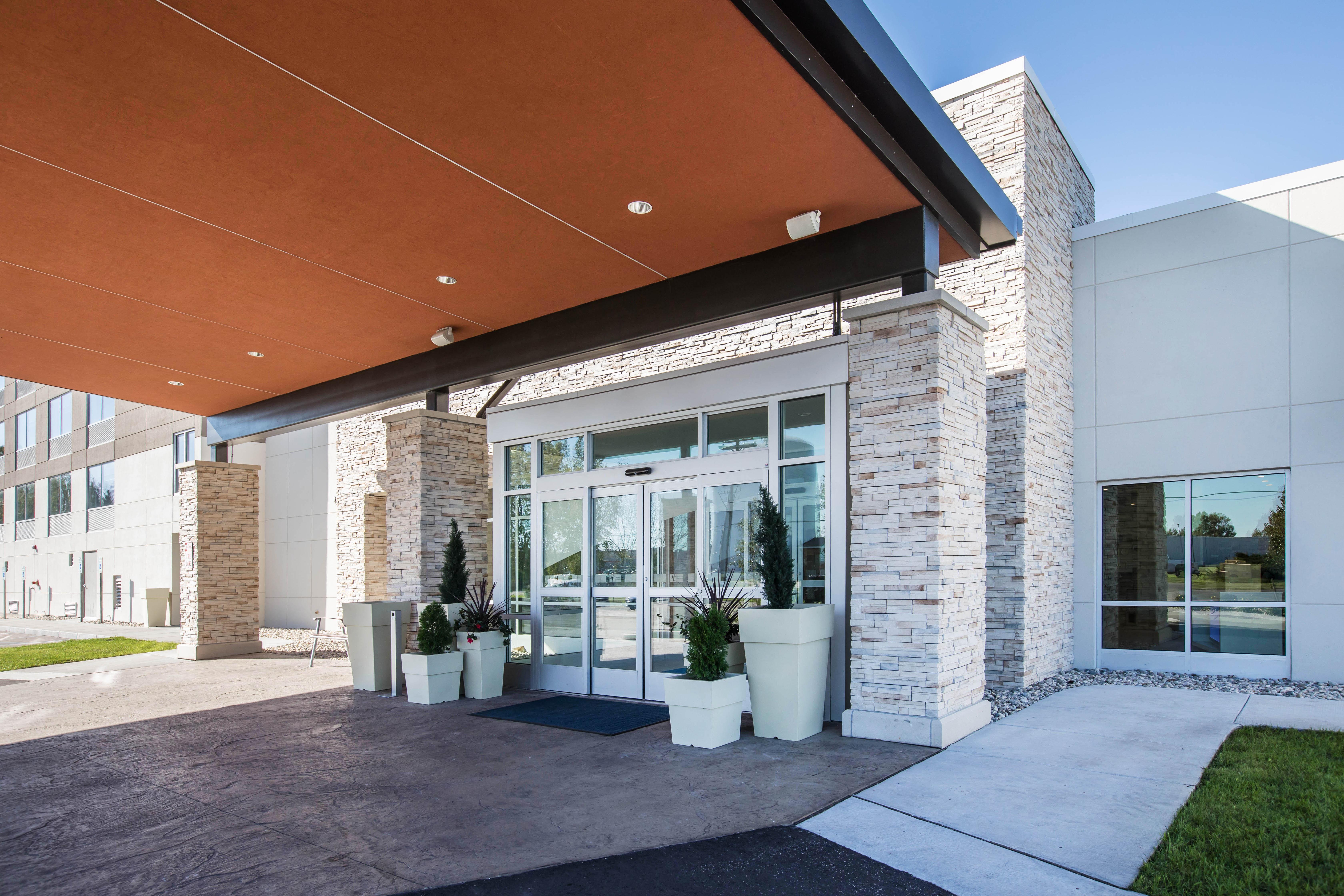 Holiday Inn Express & Suites Ludington By Ihg Eksteriør billede