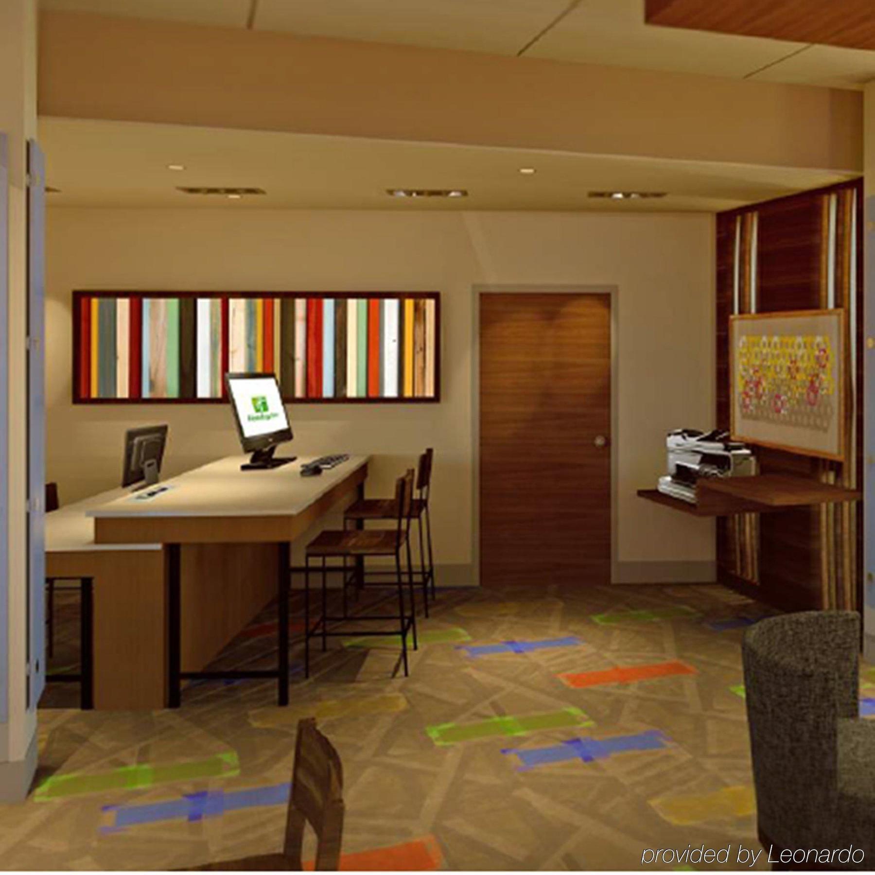 Holiday Inn Express & Suites Ludington By Ihg Eksteriør billede